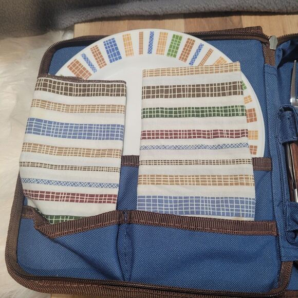 Picnic Time Picnic‎ Utensil Set - Picture 2 of 4